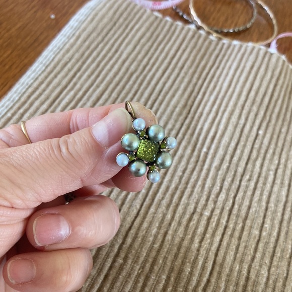 Sage & White Pearls & Peridot Rhinestone Lever Back Drop Earring Set In … - Picture 6 of 8